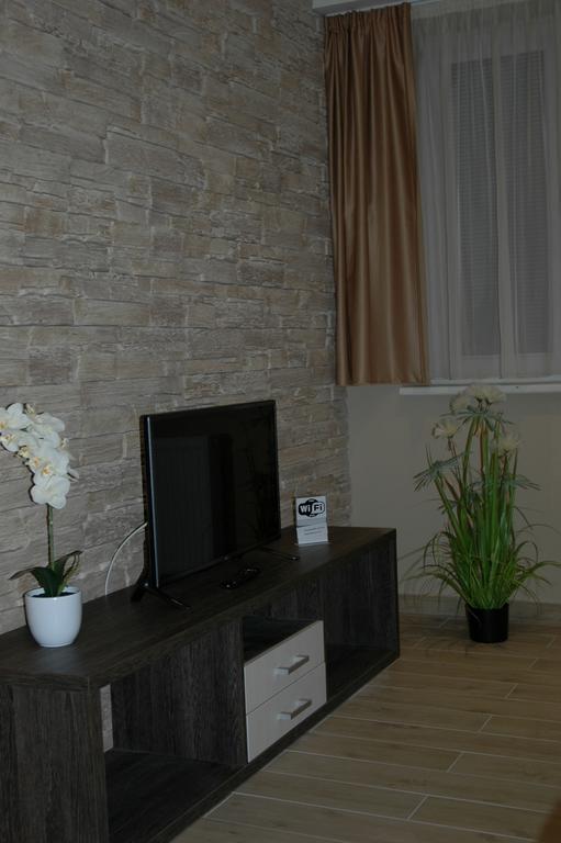 Apartments Viktor براتسيلافا الغرفة الصورة